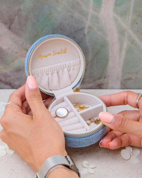 Yvonne linen effect travel jewelry box Blue