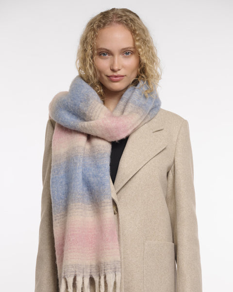 Erica Checked Scarf Soft blue pink