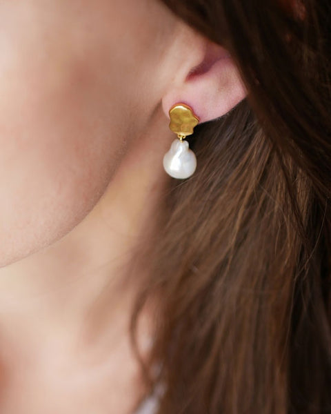 Alua Pearl Earrings - shopatstocks