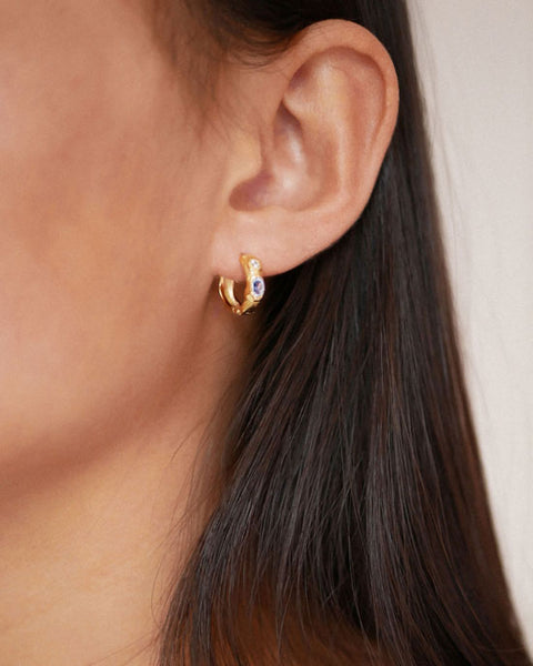 Leonora Hoops - shopatstocks