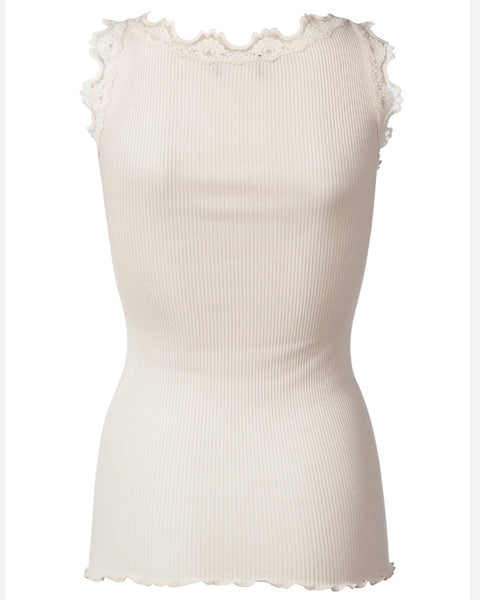 Babette Classic silk top w Lace Soft Powder