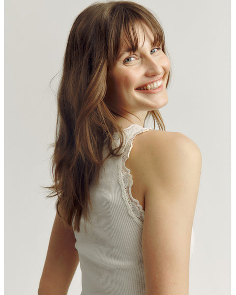 Classic silk top w Lace New White - shopatstocks