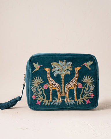 Wild Giraffe Palm Rich Blue Velvet Wash Bag