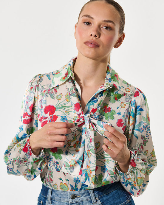 Annabelle Silk Blouse Fleurette Leche - shopatstocks