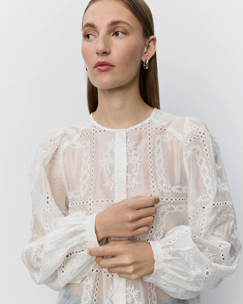 Cora Embroidered Shirt Off White