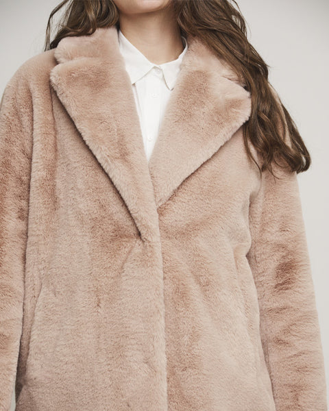 Geppe Faux Fur Coat Powder