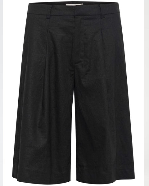 Izza linen shorts black