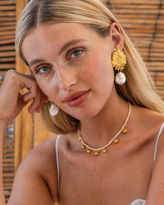 Noeli Pearl Earrings