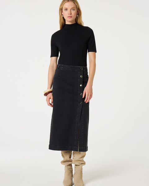 Carmel Denim Skirt Washed Black