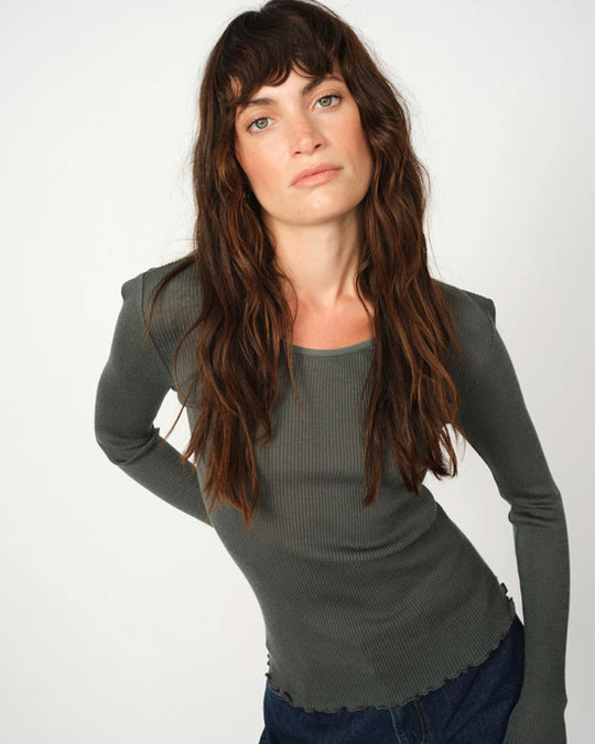 Elaine Seamless Tee Urban Chic