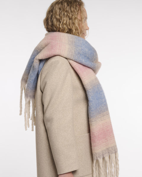 Erica Checked Scarf Soft blue pink