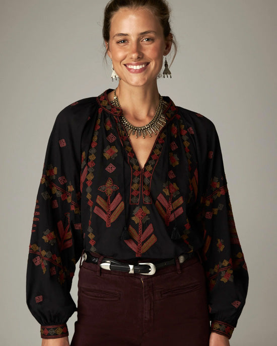 Robin Blouse Arrows Charcoal