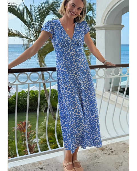 Sophie EcoVero Dress Ikat Animal White/Blue - shopatstocks