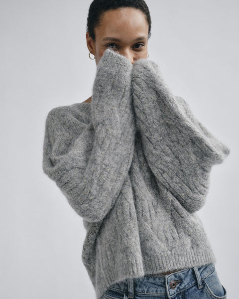 Unnur Hale V-neck Knit Drizzle